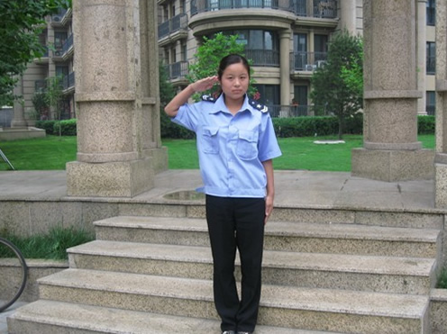 派驻北京的女保安(图1)