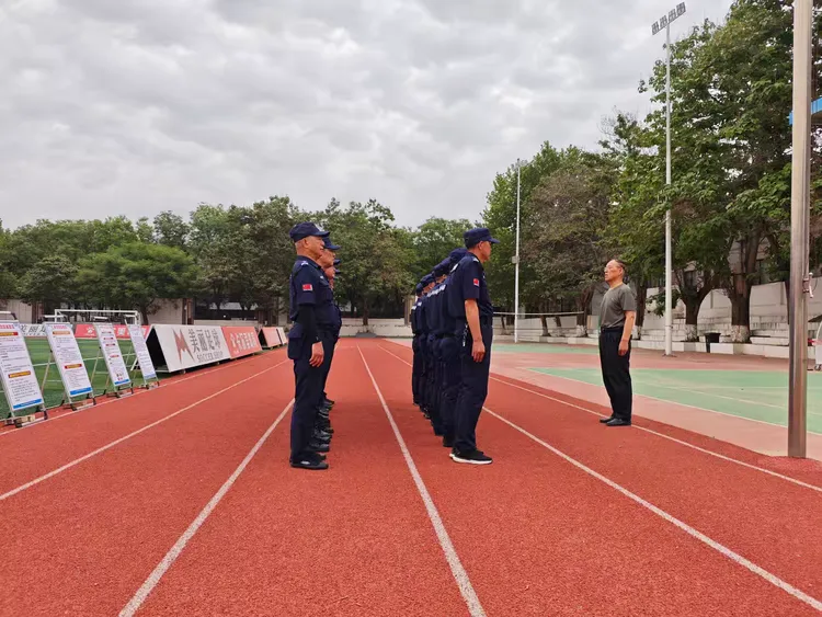 远景保安大学校园防暴演练纪实(图9)