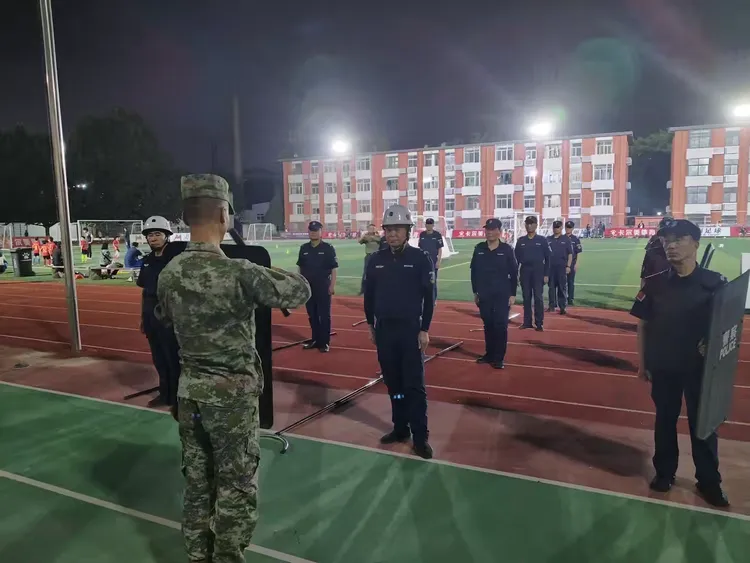 远景保安大学校园防暴演练纪实(图23)